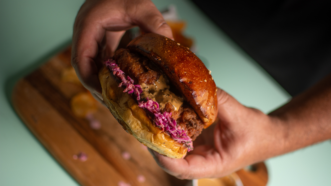 Hamburger vegetali: il futuro del food o una minaccia per la tradizione?